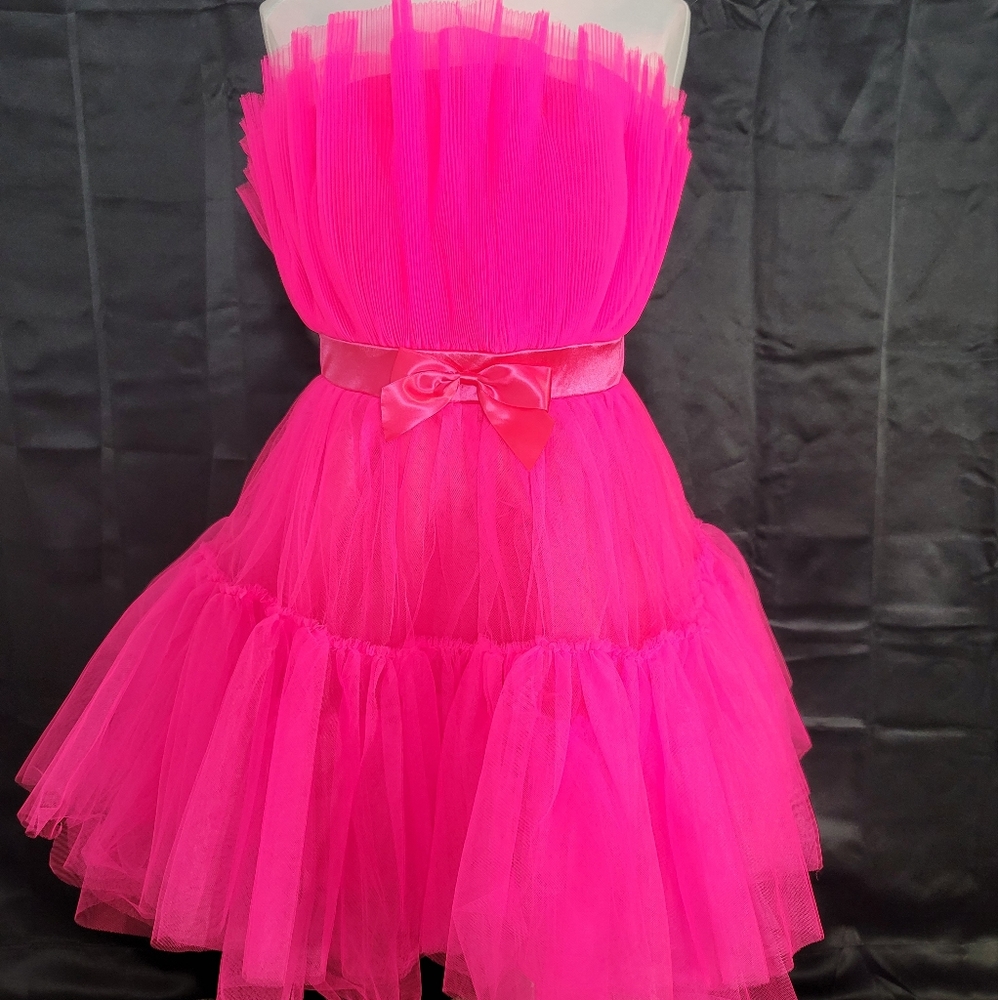 pink party dress size M